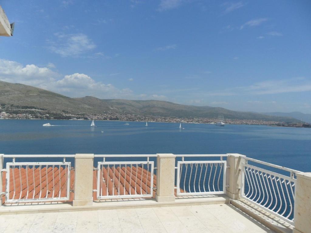 Villa Corona Donji Okrug  Kültér fotó